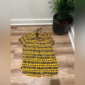 GREAT CONDITION NOOWORKS yellow & black spotted top
